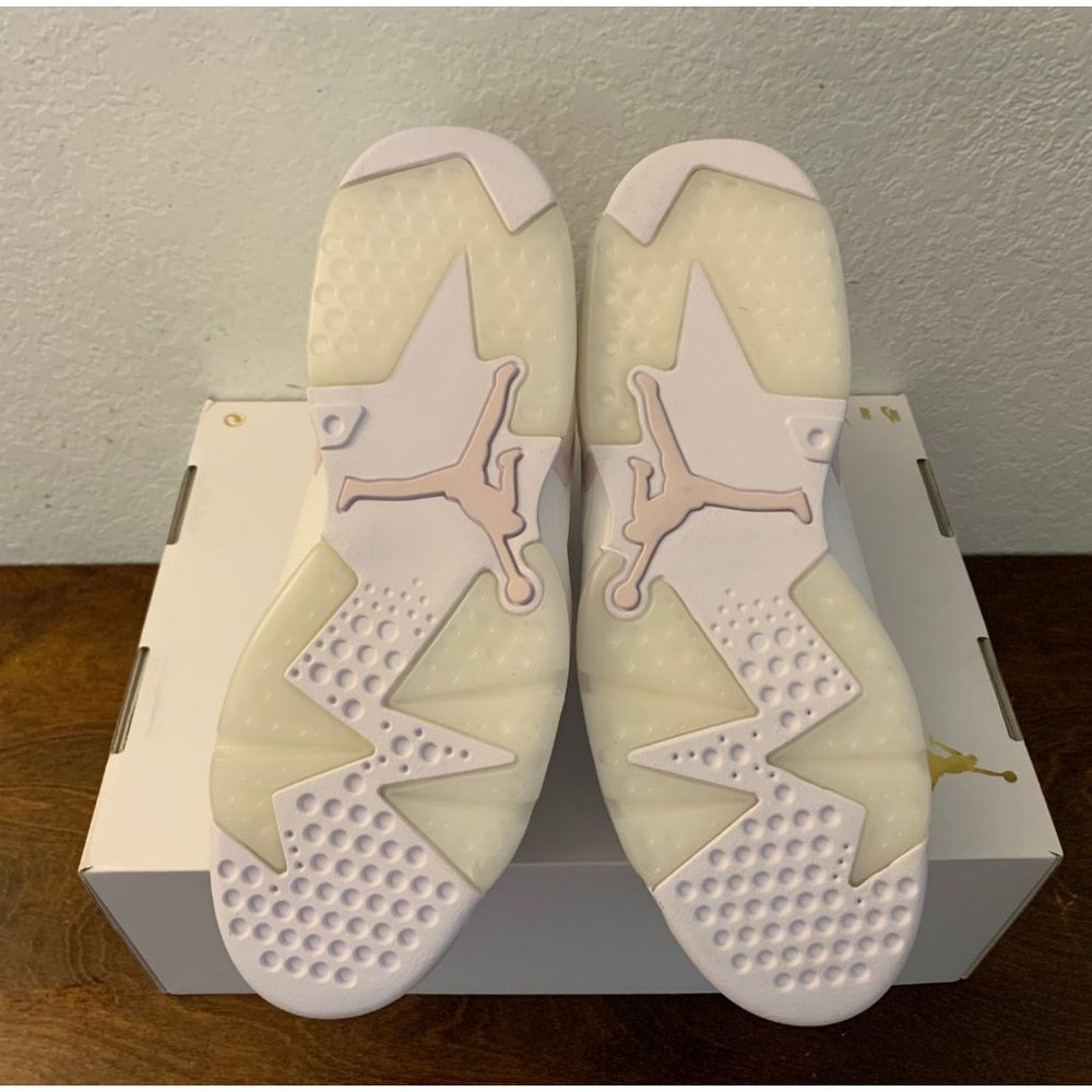 Nike Wmns Air Jordan 6 Retro 'Gold Hoops' DH9696-100 Women's Size 11 - Picture 5 of 7